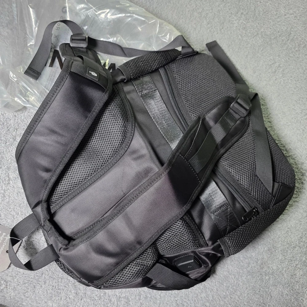 INSAVANT Unisex 15.6